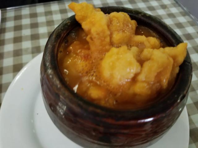 吃貨去哈爾濱一定要吃哪些當(dāng)?shù)氐男〕裕?></a></p>

<p>（5） 哈爾濱的燒烤也不錯可以嘗嘗，哈爾濱的燒烤，碳烤居多，生肉烤制，烤出來的味道，對食材要求挺高，再就是調(diào)料來加入。有幾個店可以推薦，于家燒烤，道外北十八道街84.老味燒烤，安達(dá)街34號</p>
<p><a href=